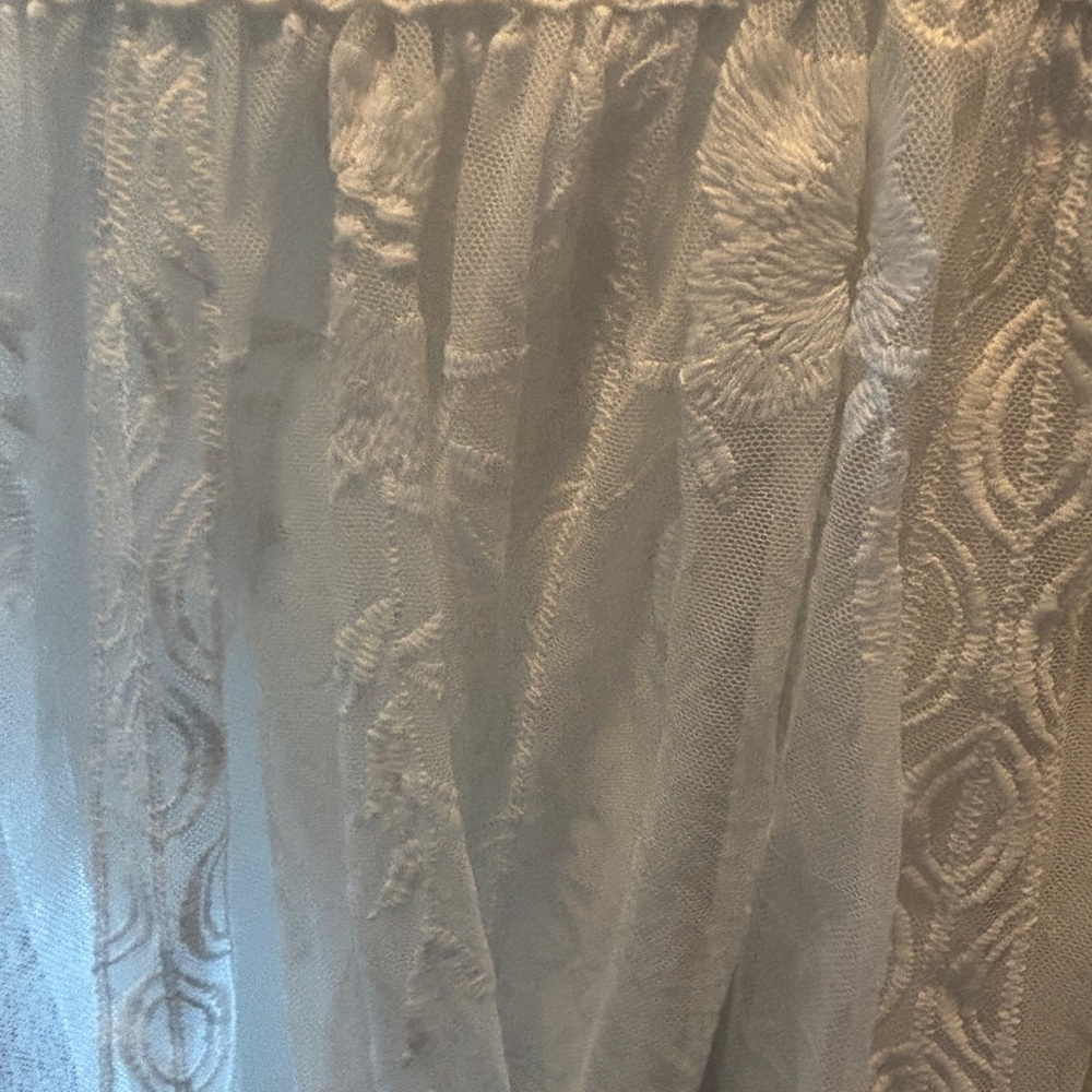 White Lace Dress - Picture 7 of 8